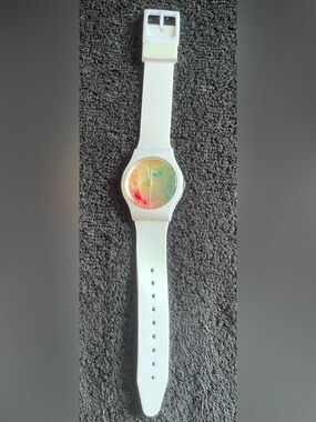 WILLIS for Mini White Women's Watch. Needs battery